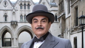Hercule Poirot – Jedan od najpoznatijih karaktera spisateljice Agathe Christie kao pronicljivog i nadasve inteligentnog detektiva