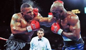Šokantan meč: Mike Tyson odgrizao Holyfieldu komadić uha – 1997.