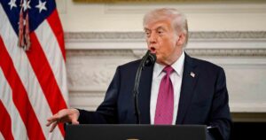 Trump povukao Witkoffa i Kushnera: ‘Ne, nećete letjeti 18 sati da bi tamo otišli’